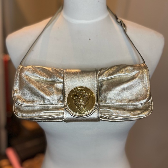 Authentic Gucci Hysteria Gold Leather Clutch Bag - Picture 4 of 6